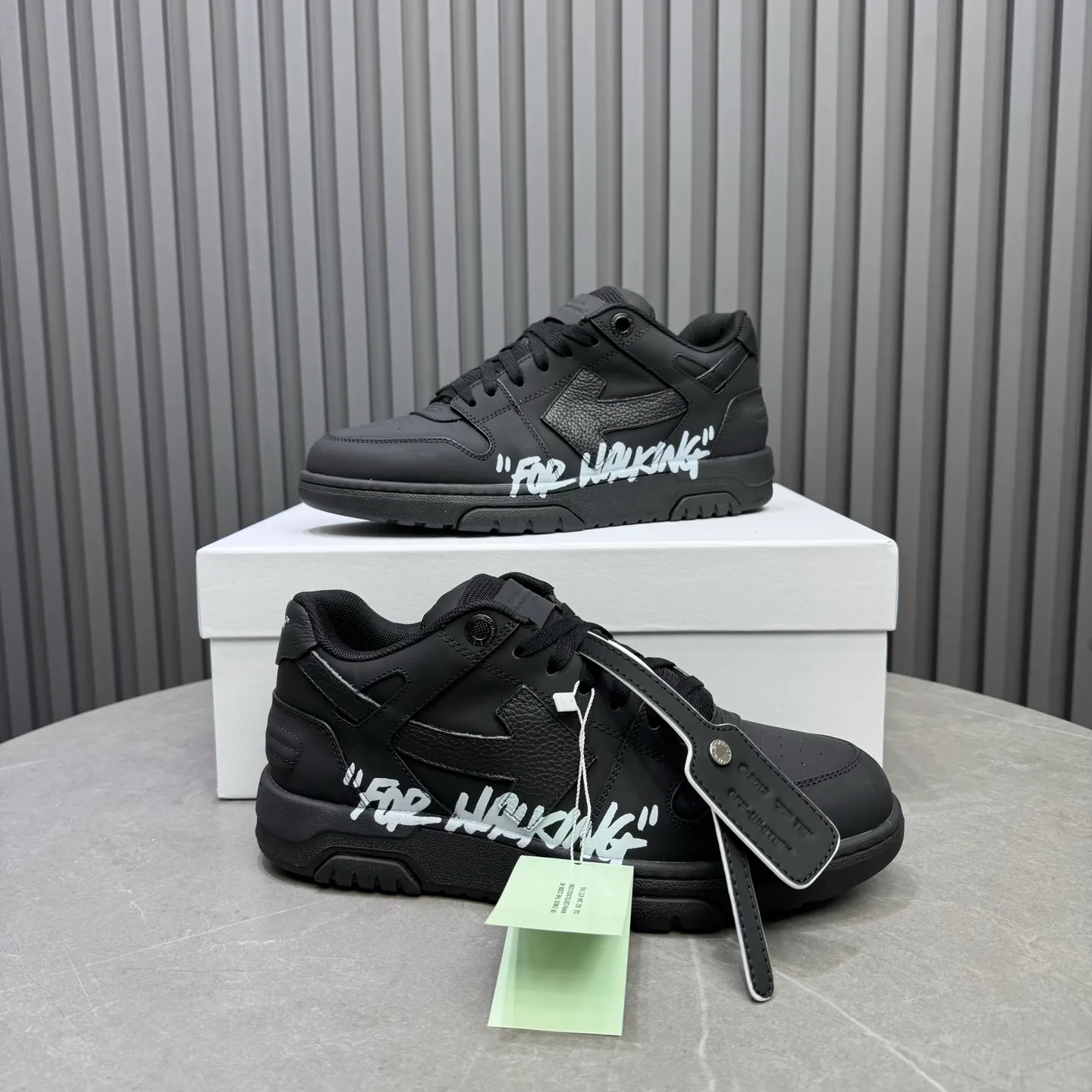 P620 OFF WHITE⚡️Couple model⚡️35-40 women’s model 39-46 men’s model